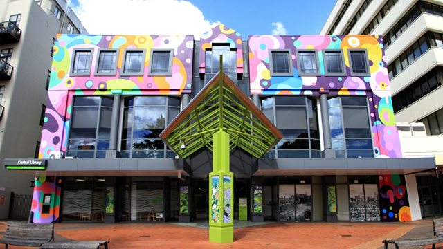 Central Library - Te Koopuu Maania o Kirikiriroa